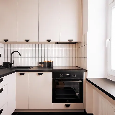 Rentplanet - Ruska Apartment